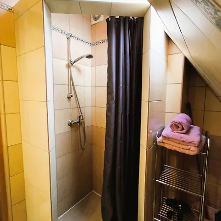 Luksik زاكوباني